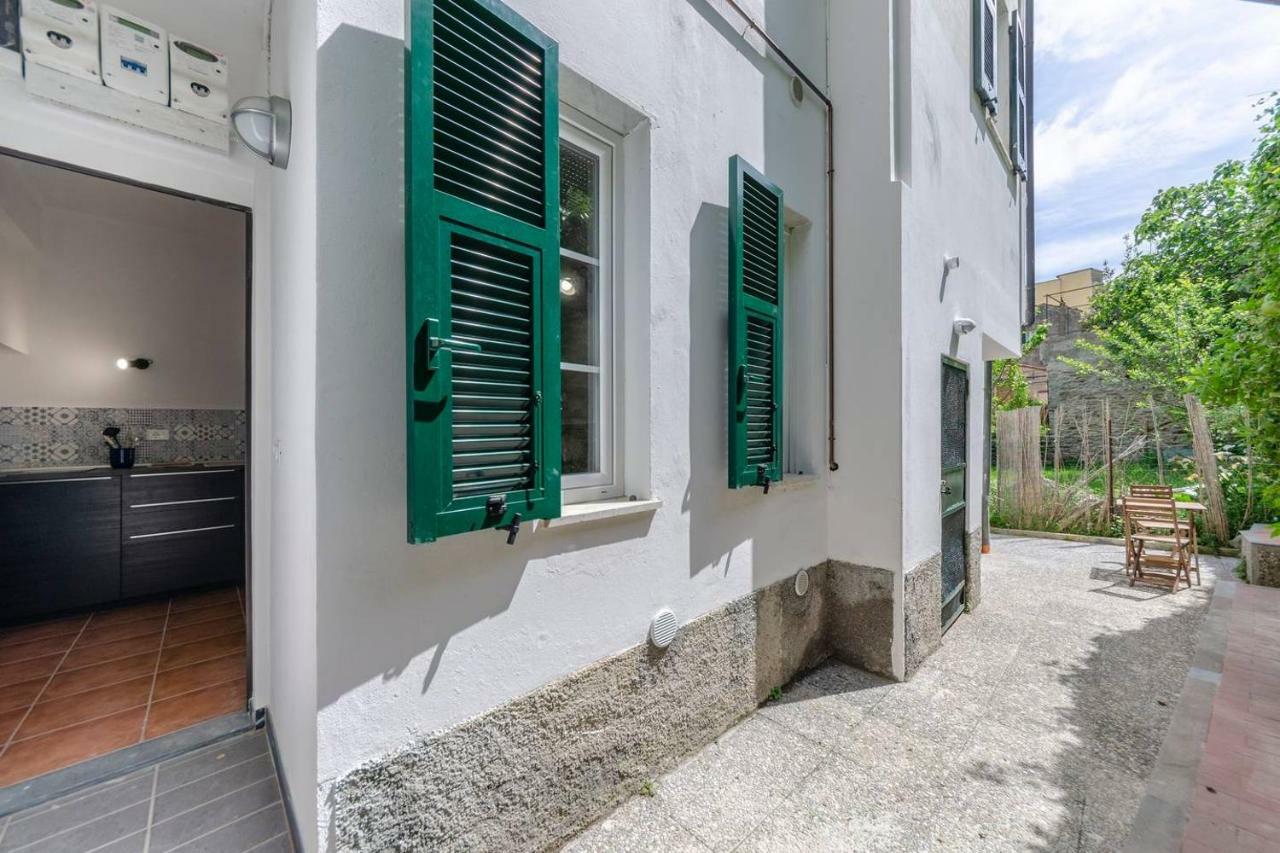 Joivy Family Flat With Little Patio, Cinque Terre Lägenhet Vernazza Exteriör bild