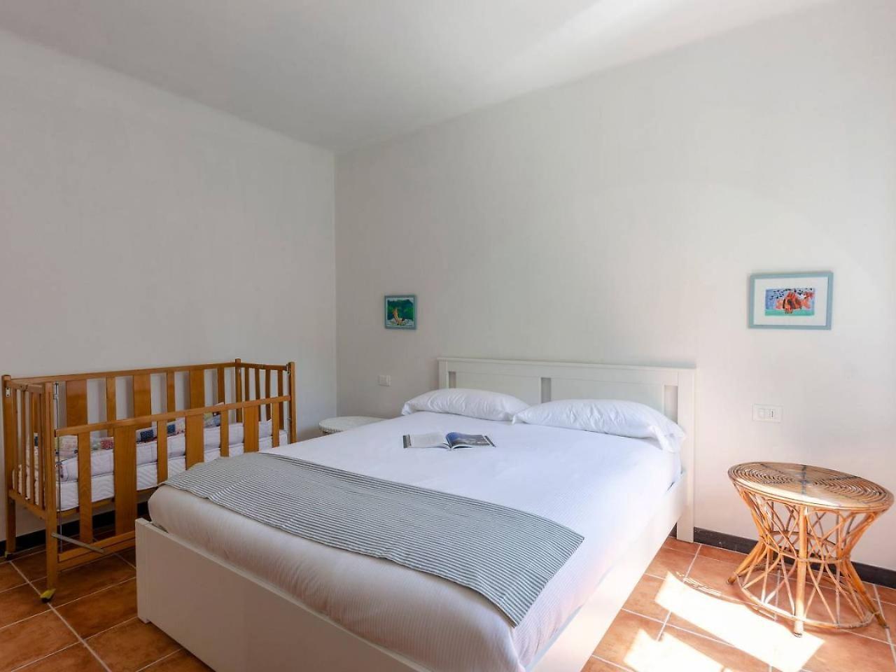 Joivy Family Flat With Little Patio, Cinque Terre Lägenhet Vernazza Exteriör bild